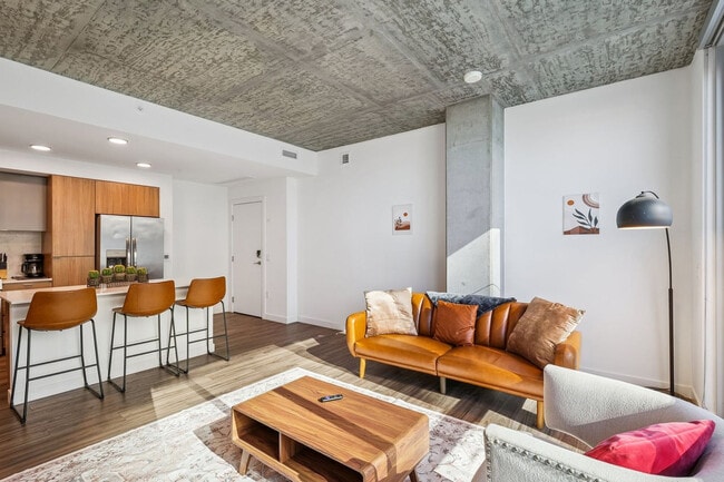 Photo - 222 E Jefferson St Unit ID1369272P