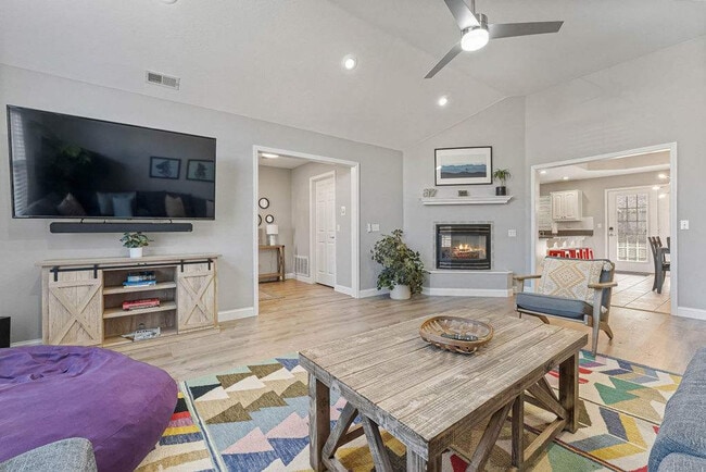 Photo - 403 Willington Ln Unit ID1309794P