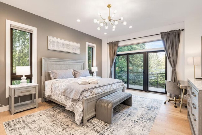 Photo - 115 110th Pl SE Unit ID1377812P