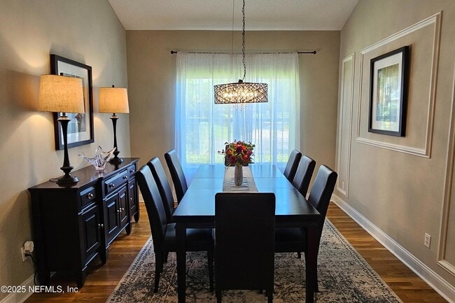 Photo - 212 Island Green Dr