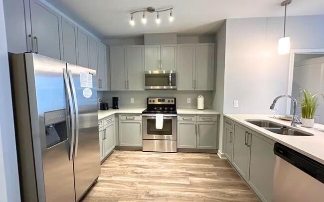 Photo - 220 Sandy Springs Cir Unit ID1359736P