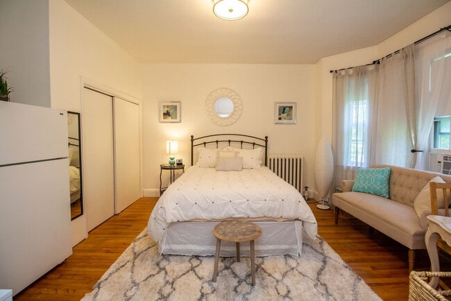 Photo - 1253 Beacon St Unit SI FL1-ID1237928P