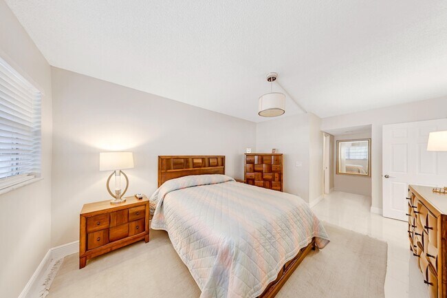 Photo - 3091 N Course Dr Unit 102