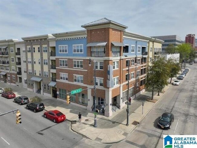 Building Photo - 401 20th St S Unit 224