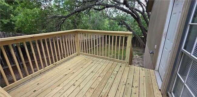 Photo - 375 Fantail Loop Unit B