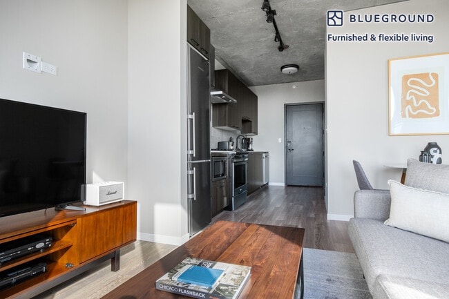 Photo - 939 W Washington Blvd Unit SI FL9-ID273