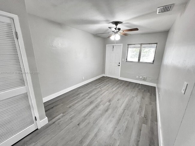 Photo - 226 SW 6th St Unit A