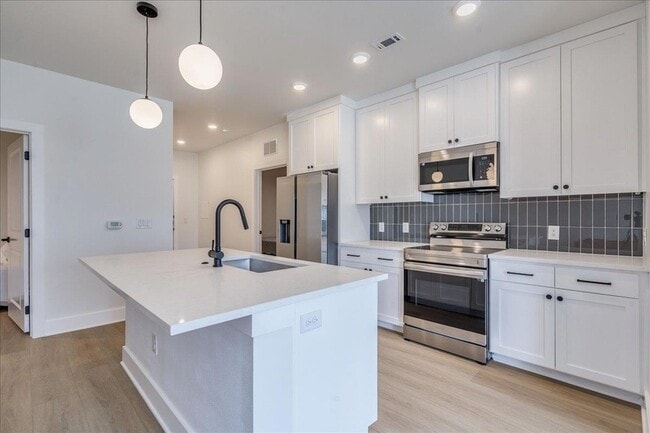 Photo - 3000 Duval St Unit 302