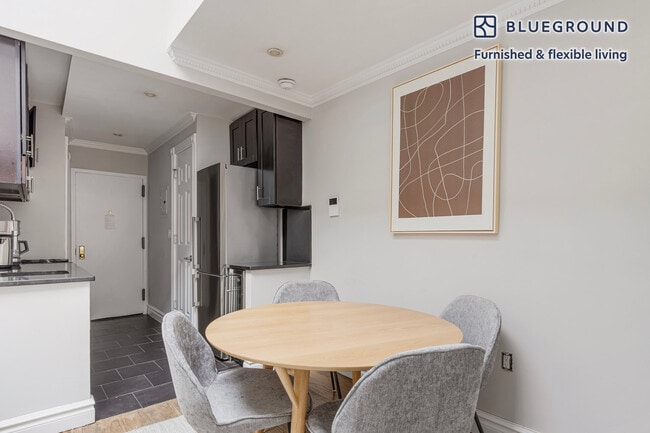 Photo - 120 Christopher St Unit FL5-ID1886