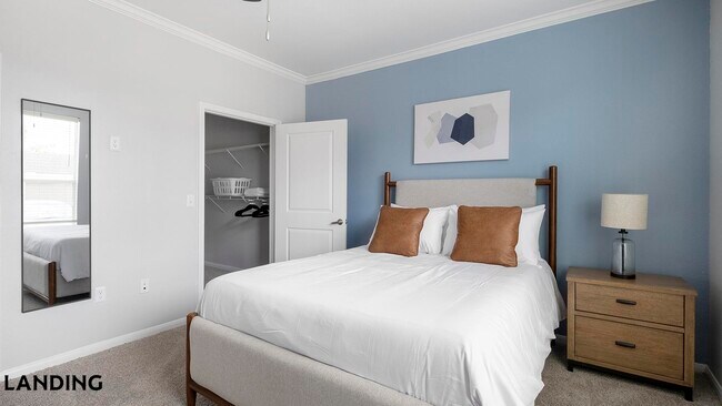 Photo - 14807 Woodland Hills Dr Unit 5102