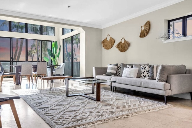 Photo - 6345 Collins Ave Unit ID1372335P