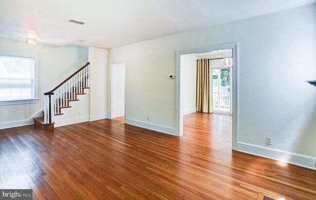 Photo - 4633 Asbury Pl NW