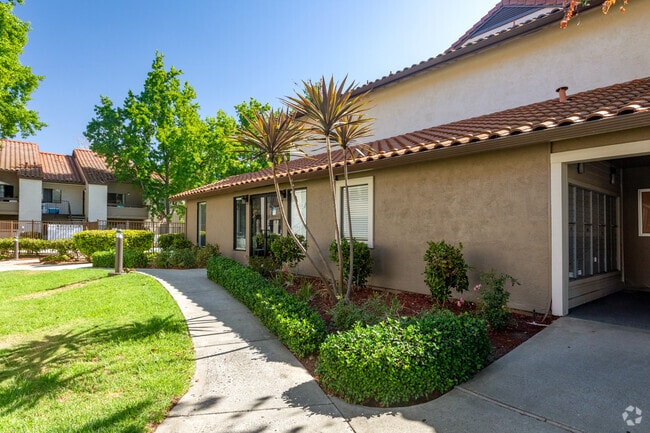 Leasing Office - San Marino