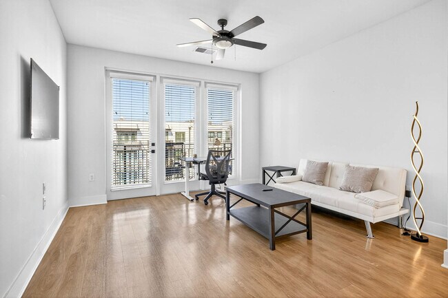 Photo - 1116 Gramercy Ln Unit ID1317850P