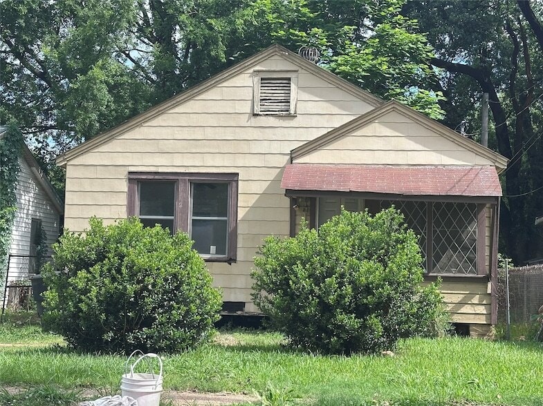 Photo - 309 Edwards St