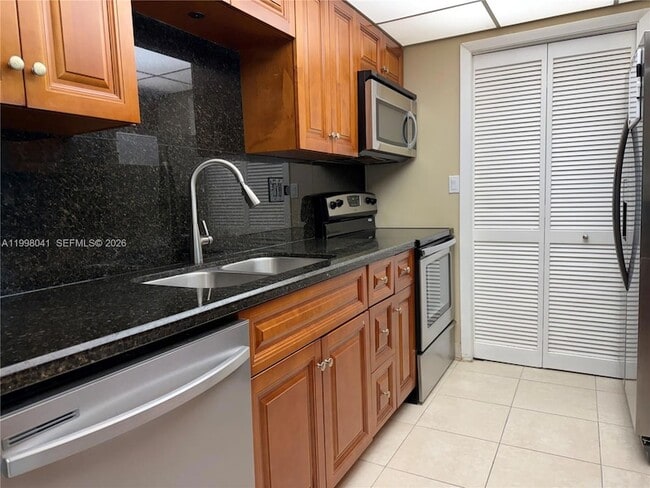 Photo - 120 Lakeview Dr Unit 209