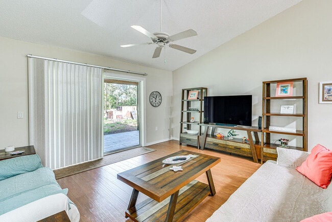 Photo - 10444 Copperwood Dr Unit SI ID1545900P