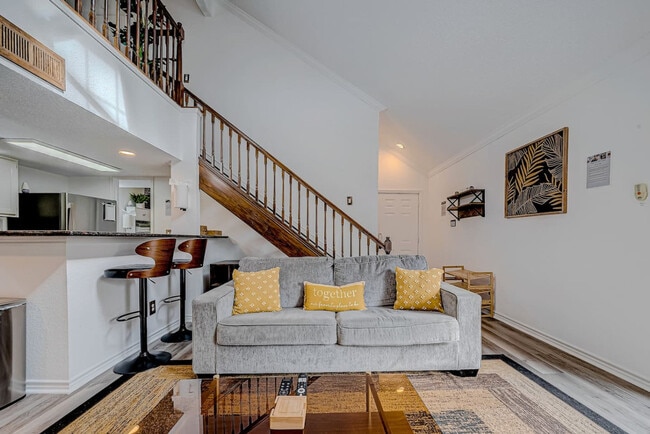 Building Photo - 2300 Old Spanish Trl Unit ID1060808P