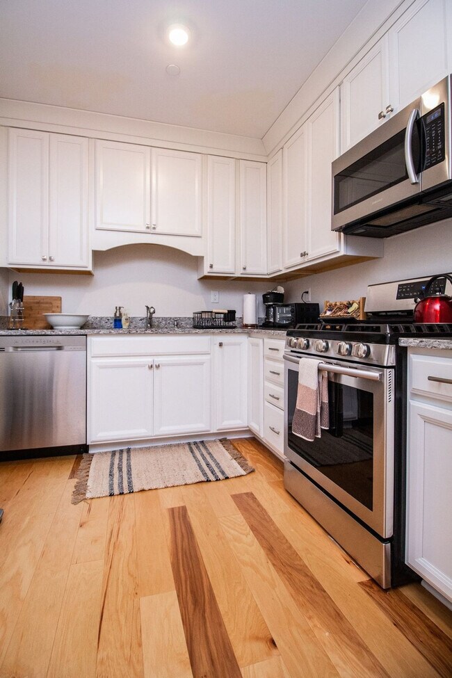 Photo - 1008 Tremont St Unit SI ID1436051P