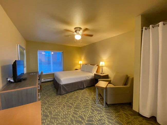 Typical Studio - Pacific Inn Apartments