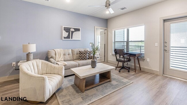 Building Photo - 3751 Heritage Towne Blvd. Unit 3215