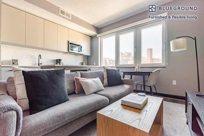 Building Photo - 1313 L St NW Unit FL7-ID1111