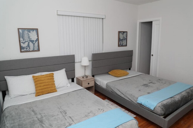 Photo - 219 Antilla Ave Unit ID1056508P