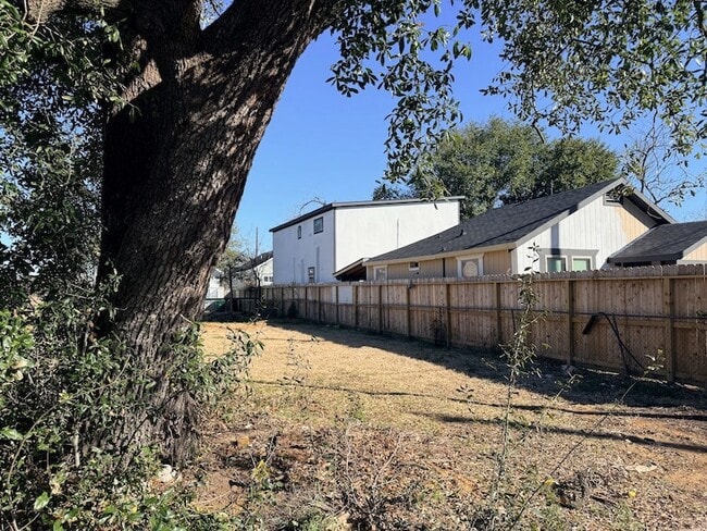 Photo - 3512 Castor St