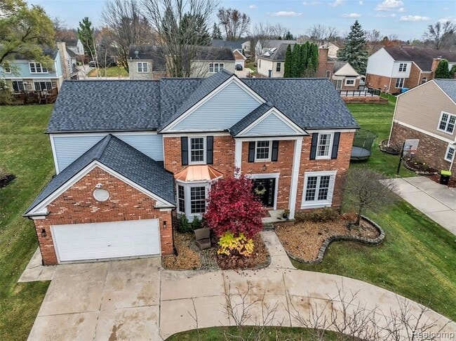 Photo - 45077 Roundview Dr