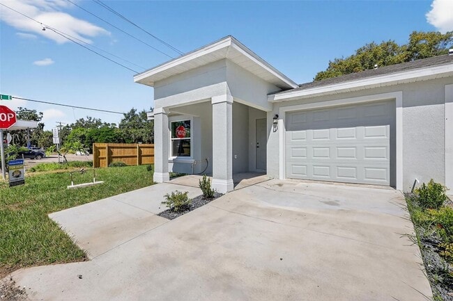 Photo - 1503 8th Ave E