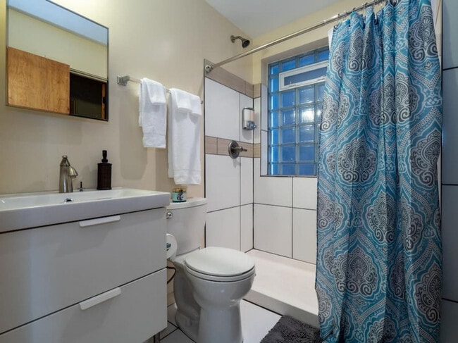 Photo - 1610 Pleasant St Unit ID1056042P