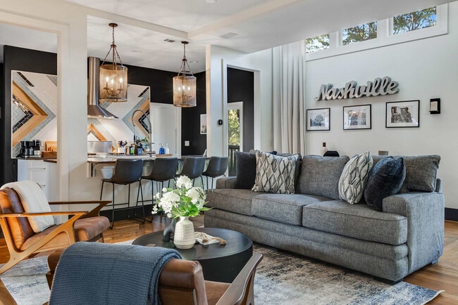 Building Photo - 1017 Halcyon Ave Unit ID1043964P