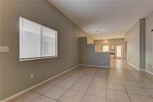 Photo - 1635 Marion Bennet Dr