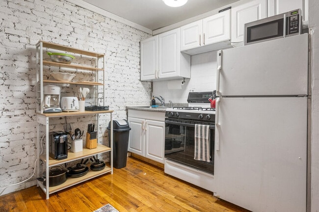 Photo - 393 8th Ave Unit ID1323927P