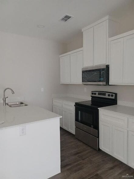 Photo - 902 E Starr Rd