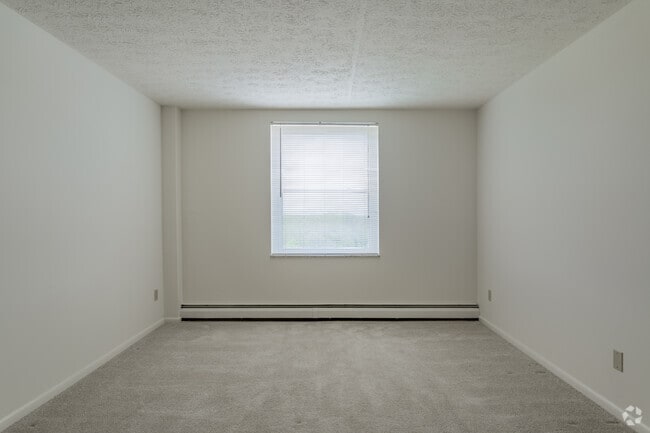 Photo - 200 West Apartments