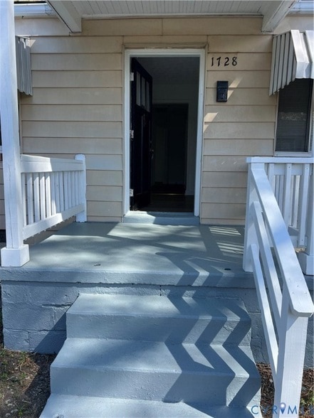Photo - 1728 Winder St