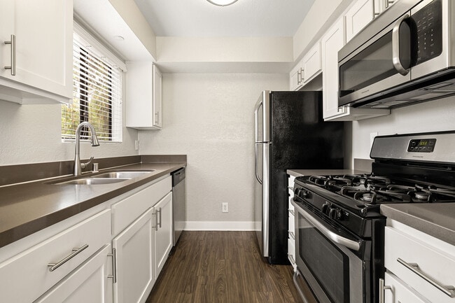 Photo - 4250 Coldwater Canyon