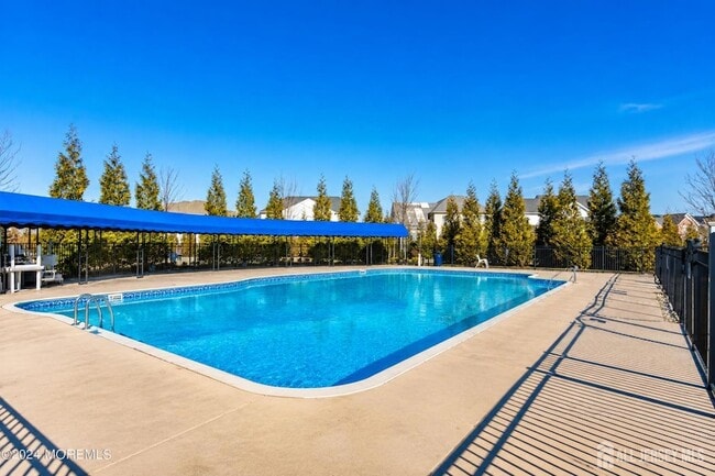 Photo - 27 Greylynne Dr