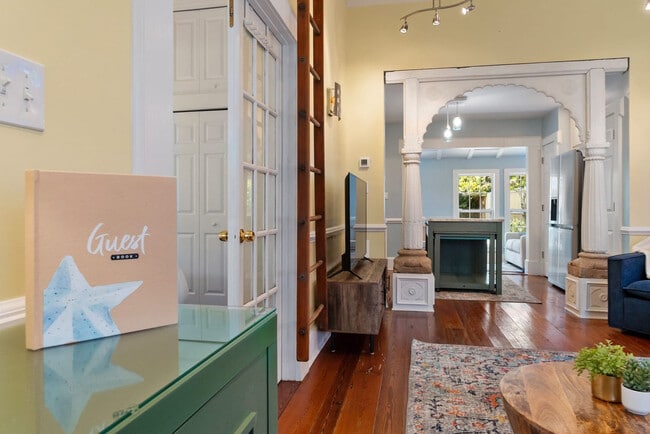 Photo - 72 Abbott St Unit ID1281926P