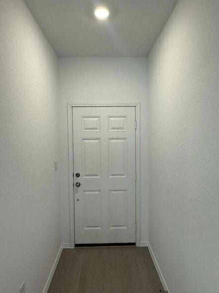 Photo - 223 Camargue Dr