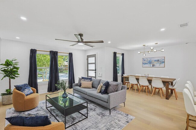 Photo - 6639 Aintree Cir Unit ID1032087P