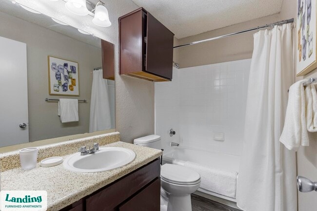 Photo - 1919 W Tarrant Rd Unit 214