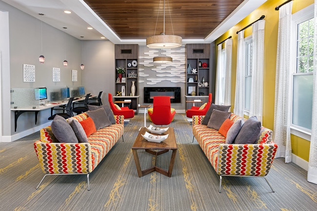 Media and Wi-Fi Lounge - Bexley at Carpenter Village