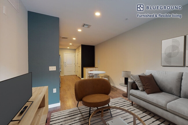 Photo - 79 Alexander St