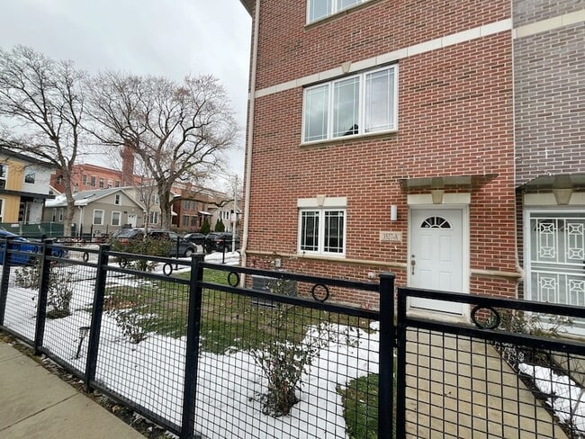 Photo - 3527 S Parnell Ave