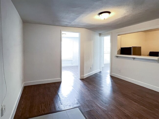 Photo - 11 Norwood St Unit 4