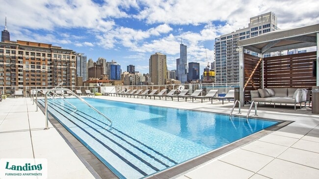 Building Photo - 347 W Chestnut St Unit 911.1404628