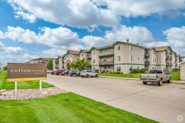 Alternate Exterior - Cottonwood Apartment Homes