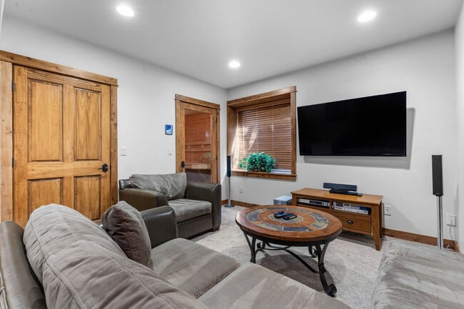 Photo - 2137 Overlook Dr Unit SI ID1564303P
